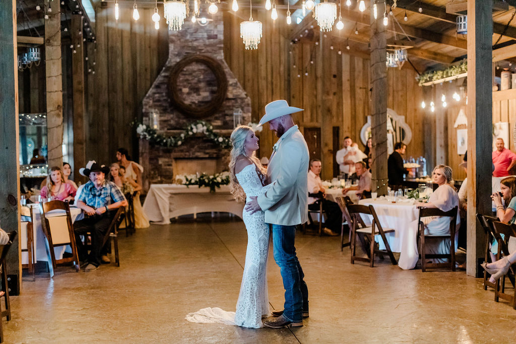 bride and groom's first dance